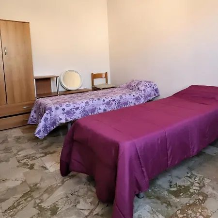 Solo Single Under 40 - Fkk Naturist Culture - Volunteer Welcome Homestay *